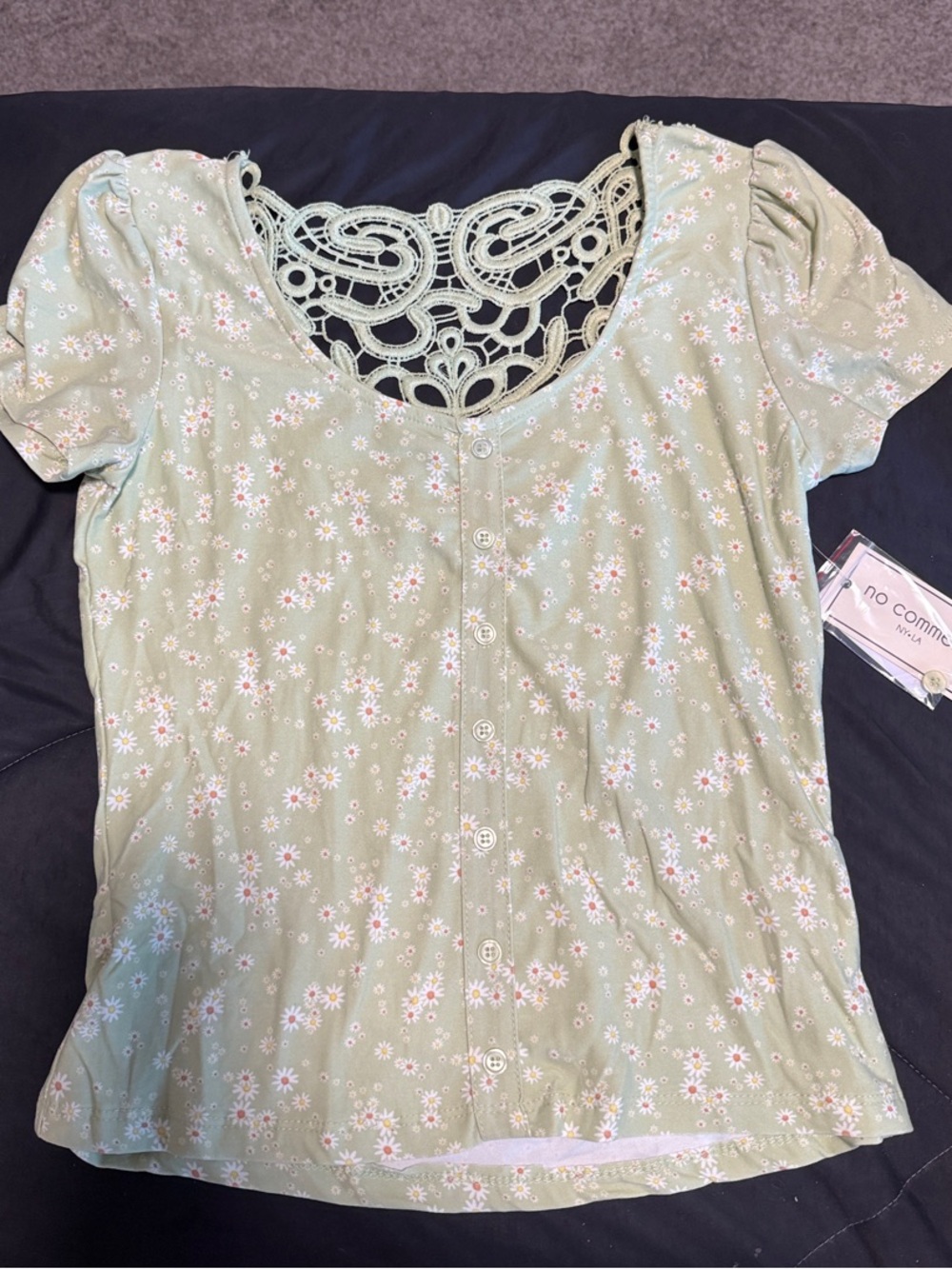 NWT Green Floral Lace-Back Button Front Top
